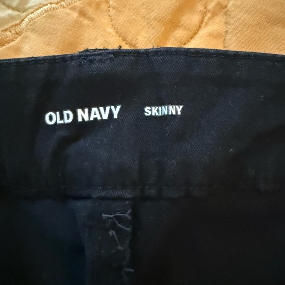 Old Navy Black Skinny Pants - Picture 2 of 3